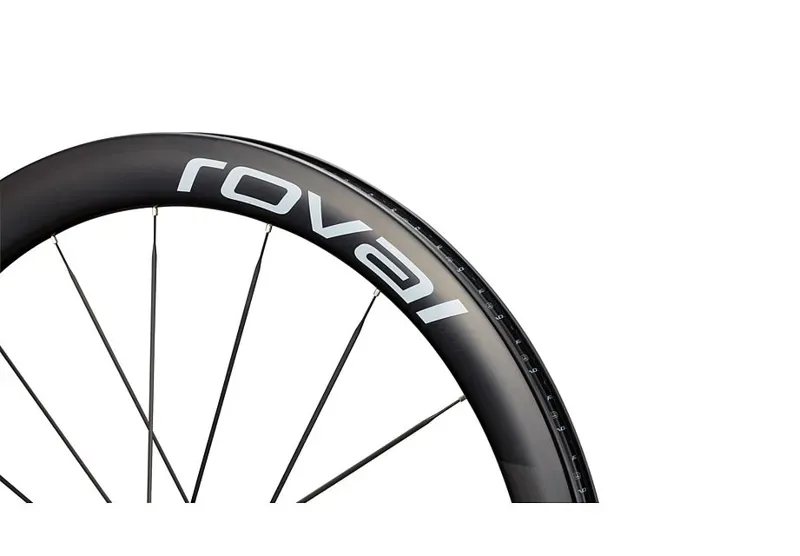 Roval Rapide CLX III Carbon/ White 700c rear-2