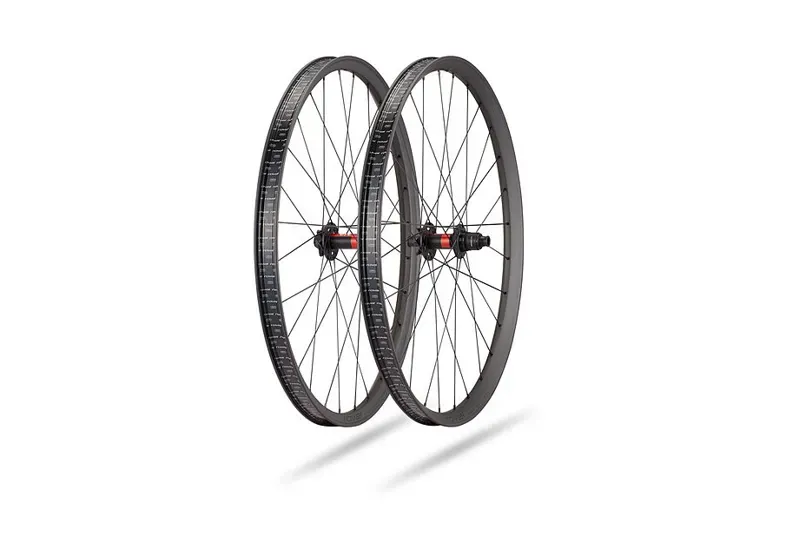 Roval Traverse HD 240 6B Carbon/ Black 2