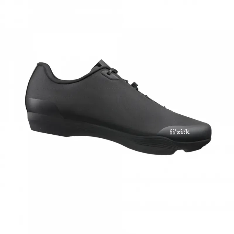 Fizik Tempo Beat Shoes in Black