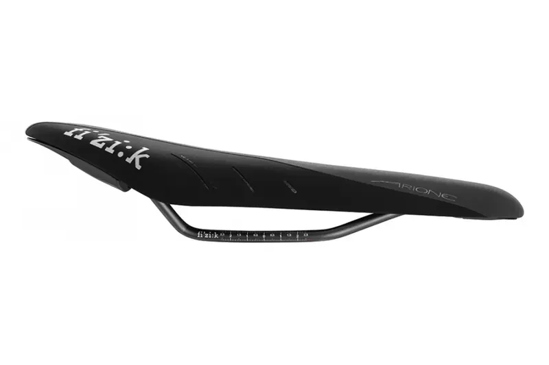 Fizik Arione R3 regular 130mm Saddle in Black