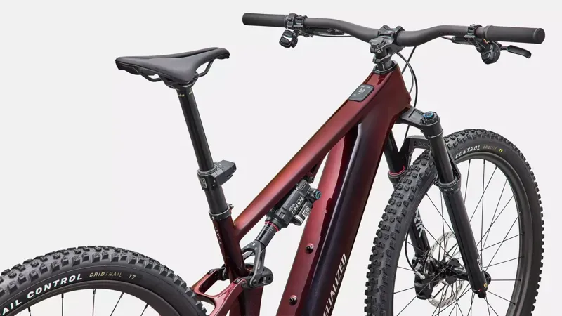 Specialized Turbo Levo R Pro eMountain Bike in Gloss Black Red Chameleon-3