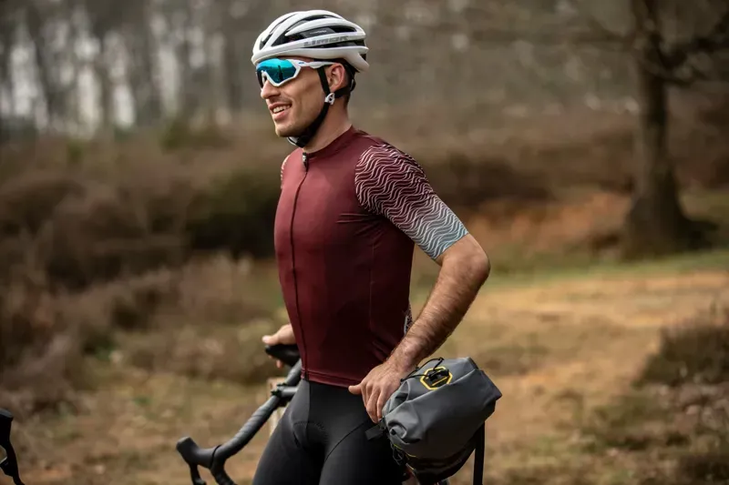 BCF Gravel Jersey in Bourgogne/Forest-7