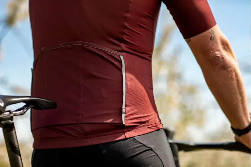 BCF Gravel Jersey in Bourgogne-7