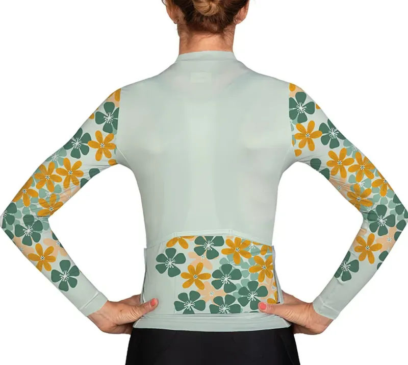 BCF Women's Gravel Long Sleeve Jersey in Honeydew/Forest-2