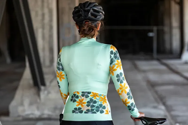 BCF Women's Gravel Long Sleeve Jersey in Honeydew/Forest-7