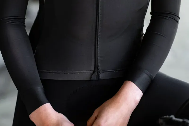 BCF Women's Gravel XXS Long Sleeve Jersey in Black-6