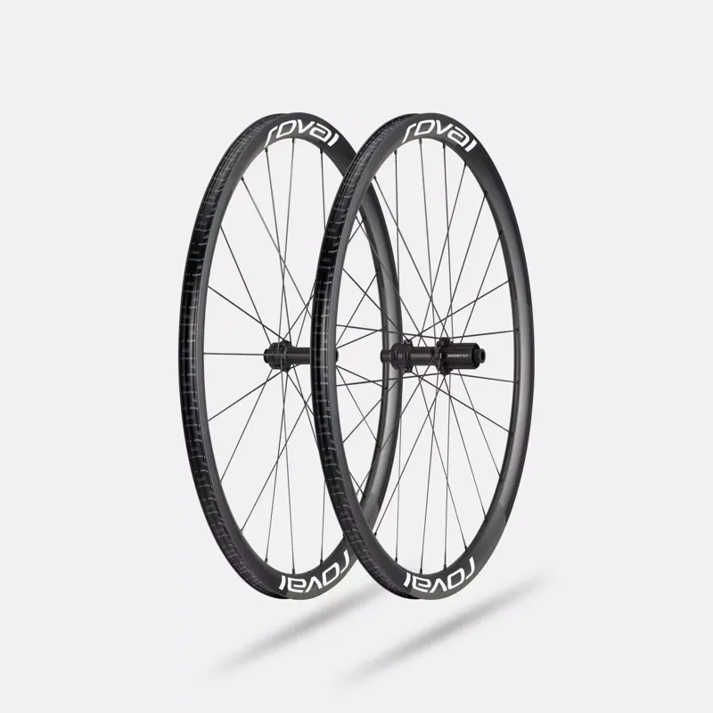 Roval Alpinist CLX II Carbon/ White 700c rear