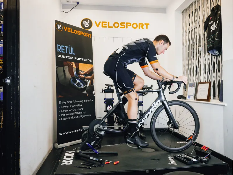 Man getting a bike fit