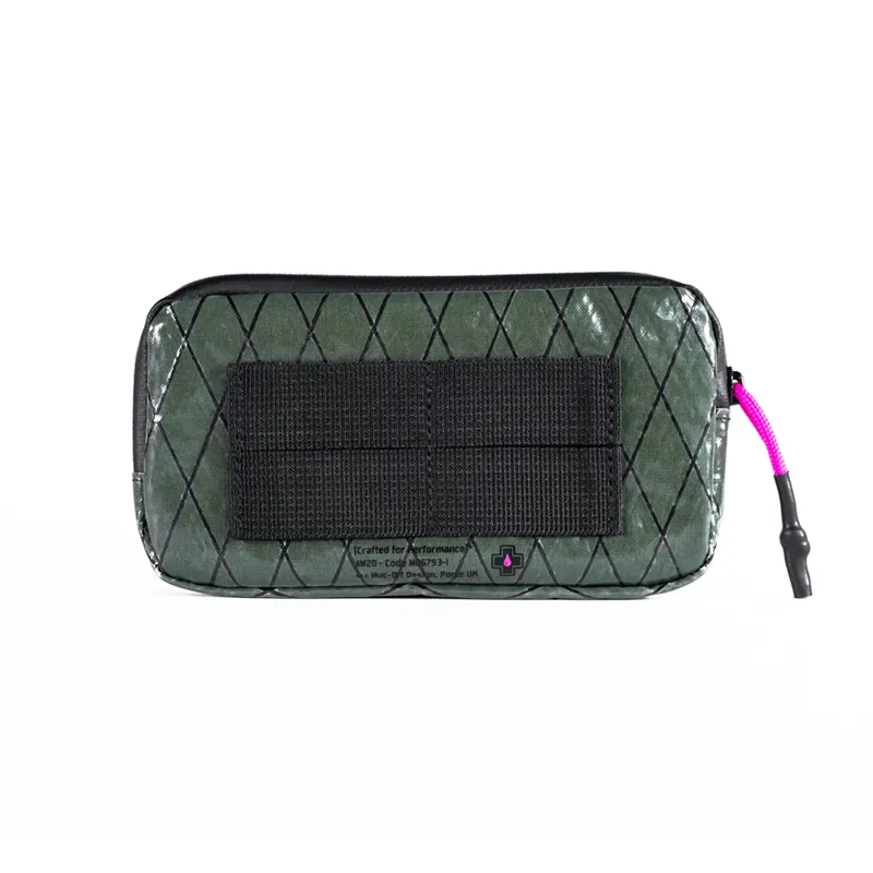 Muc-Off Rainproof Essentials Case Header GREEN-1