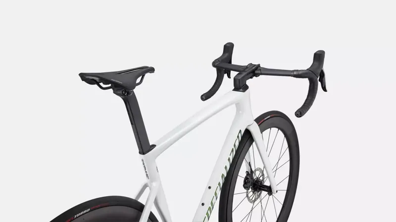 Specialized Tarmac SL7 Pro Force eTap AXS RaceBike in Green Over White-1