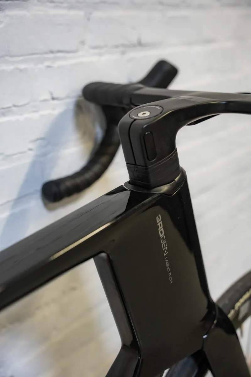 Ridley Noah Ultegra Di2 Road Bike Black-2