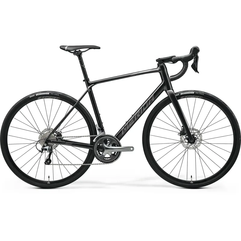 Merida Scultura Endurance 300 Road Bike in Black
