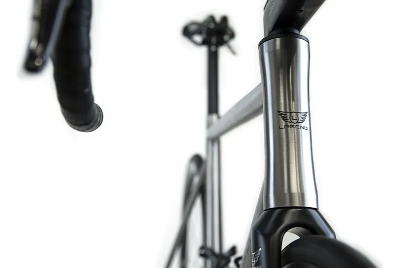 Legend Il 58 Custom Frameset -1