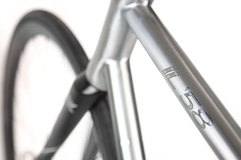 Legend Il 58 Custom Frameset -3