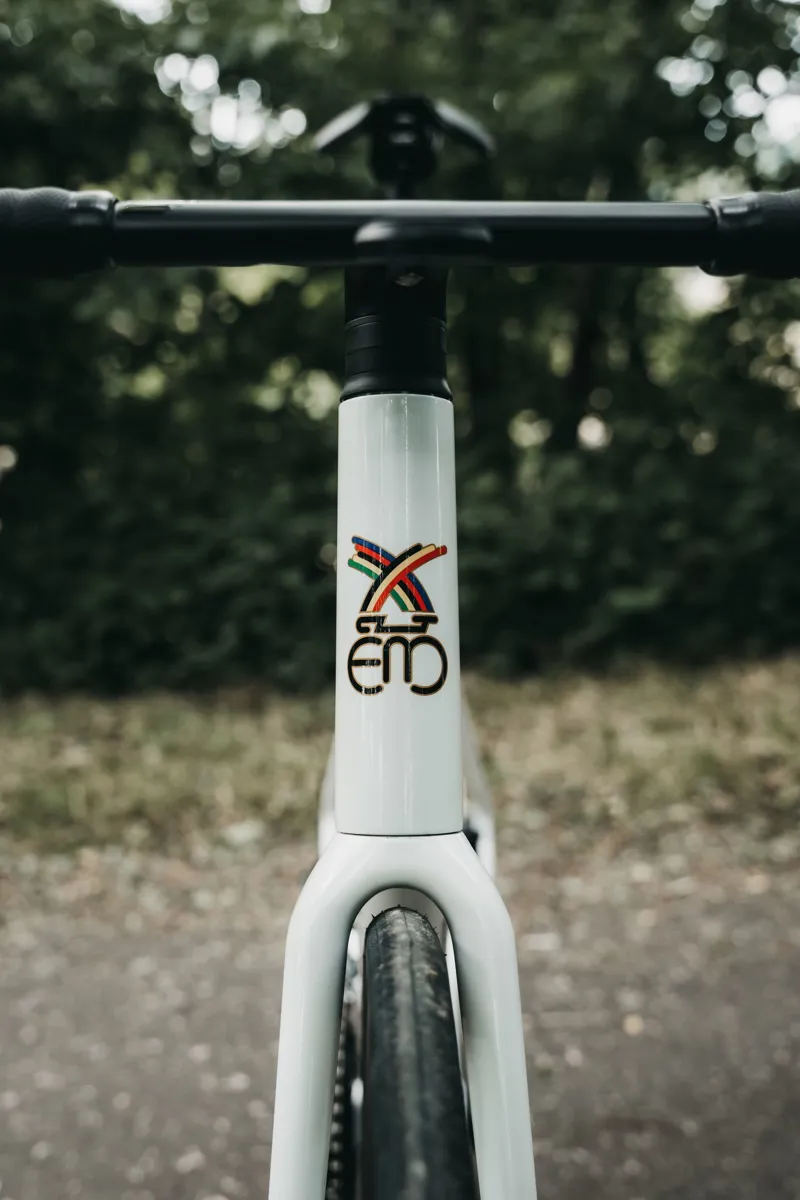 Eddy Merckx Mendrisio 105 Road Bike White-5