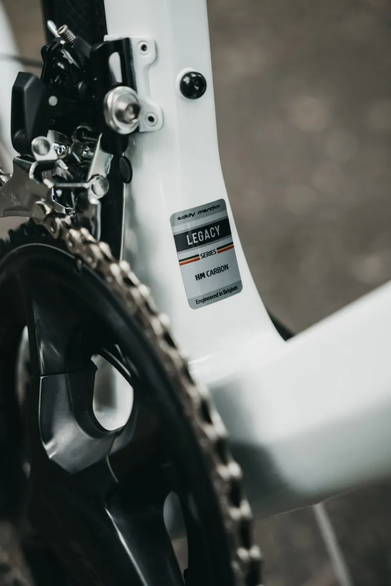 Eddy Merckx Mendrisio 105 Road Bike White-6