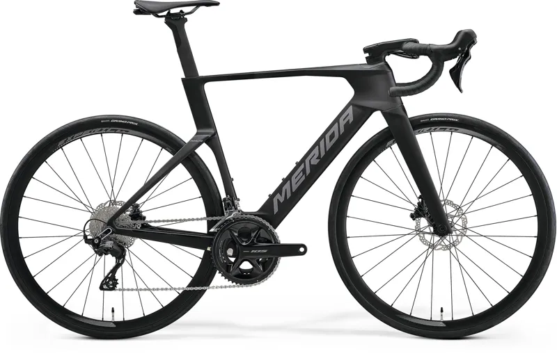 Merida Reacto 4000 Carbon Road Bike in Black/Gunal Grey