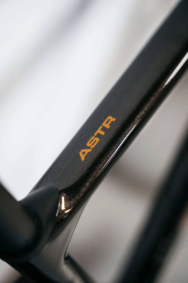 Ridley ASTR GRX800 DI2 2x12 Road Bike In Black Metallic-1