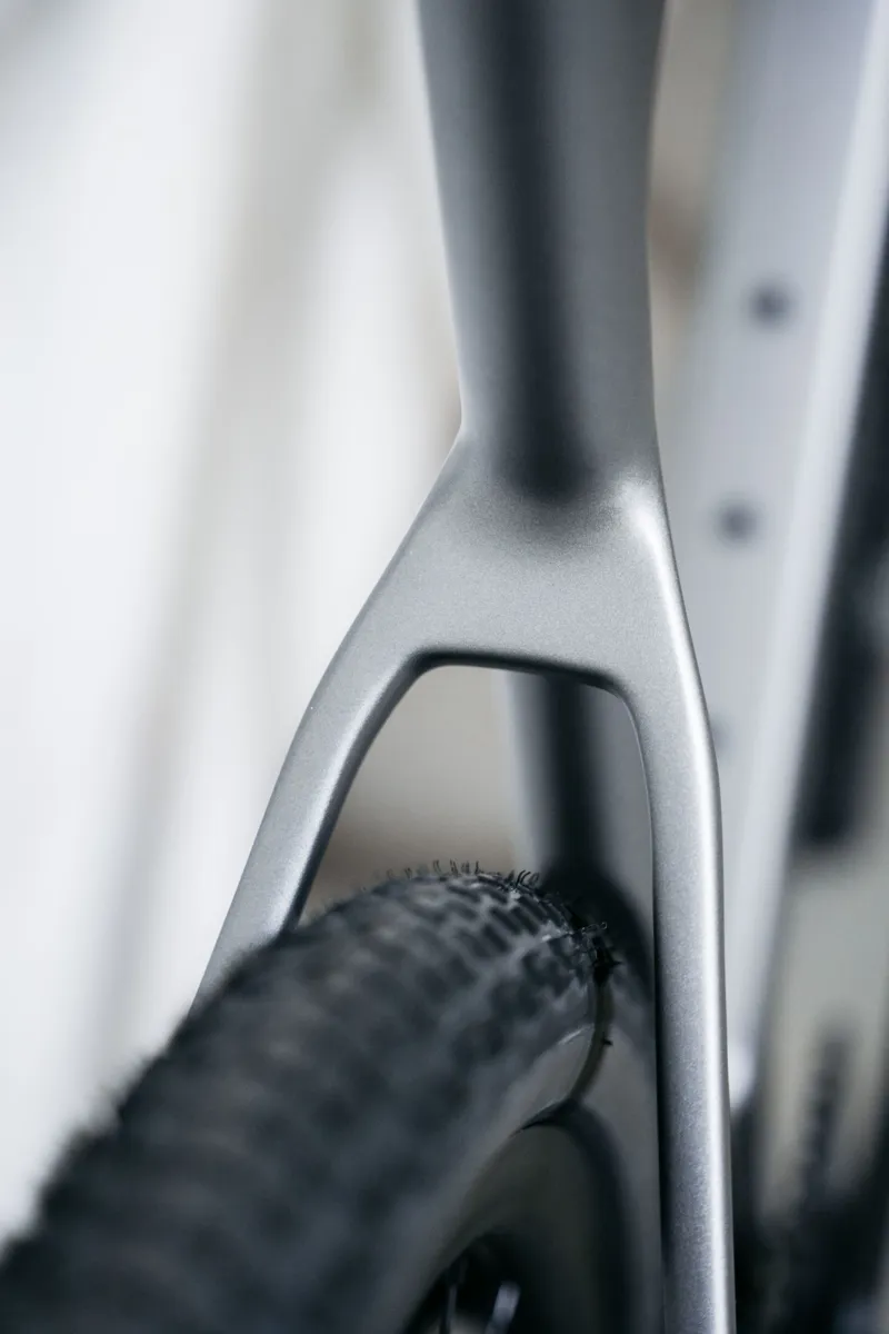 Ridley ASTR GRX800 DI2 2x12 Road Bike In Empress Grey Metallic-4