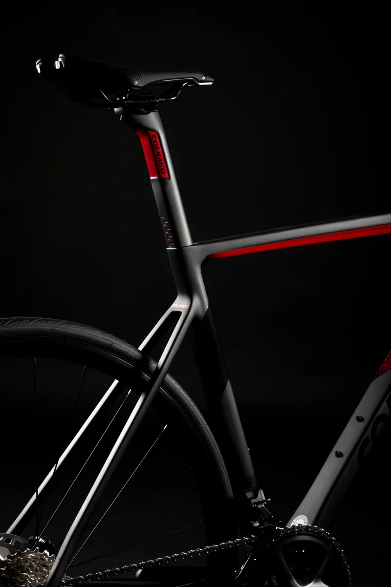 Colnago V3 Disc 2023 Complete Road Bike Rival AXS -2