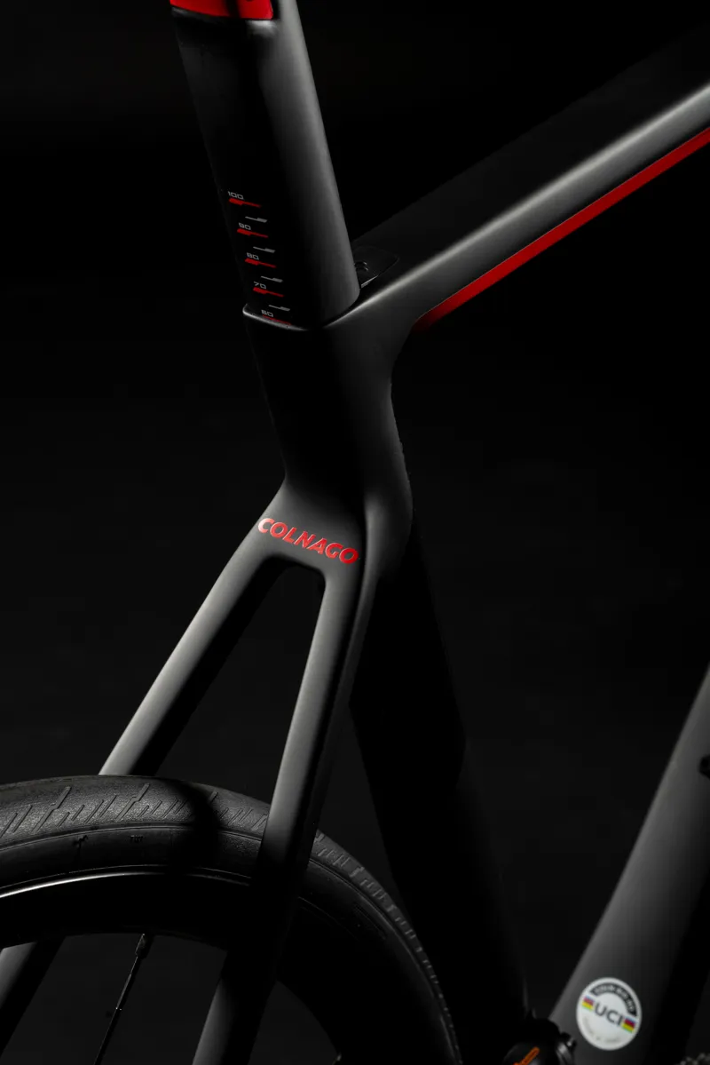 Colnago V3 Disc 2023 Complete Road Bike Rival AXS -3