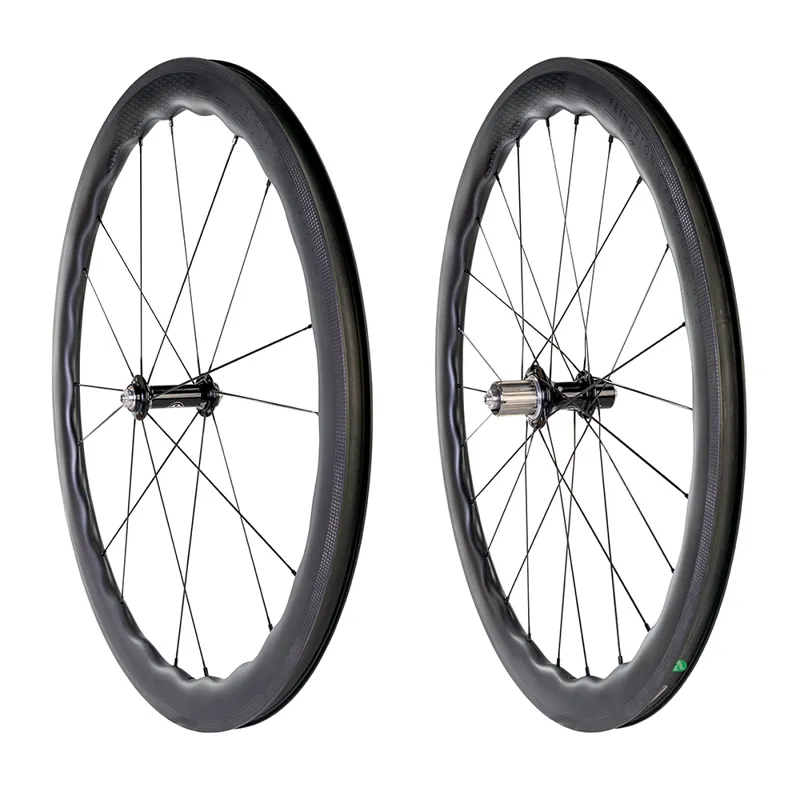 PEAK 4550 - White Industries Rim Brake Black 700c shimano hg