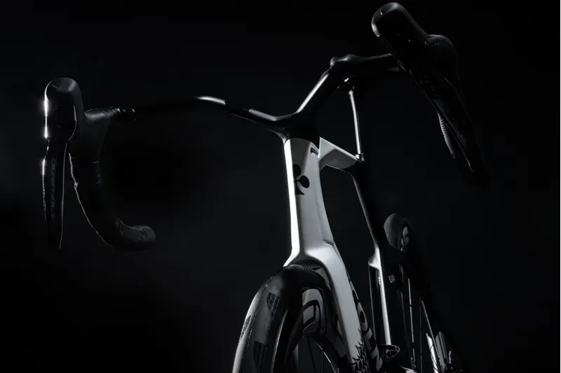 Colnago Y1RS Disc 2025 Carbon TT Aero Bike Dura Ace Di2 UAE-5